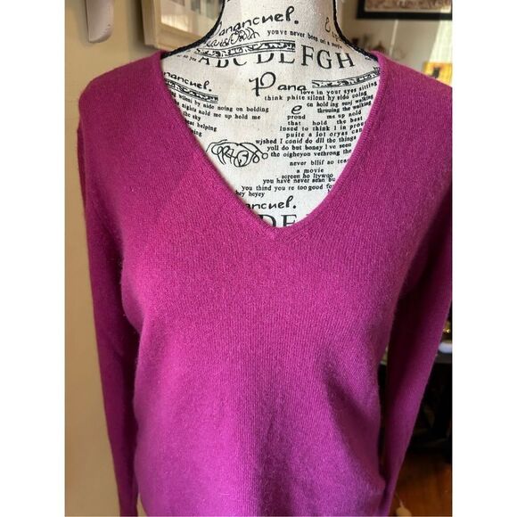 Mainbocher Pure Cashmere Sweater - Picture 5 of 6